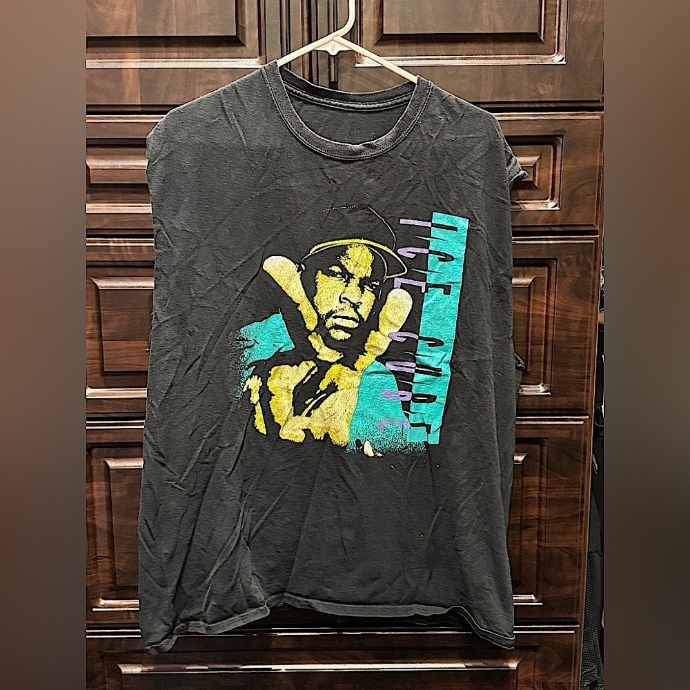Ice cube Black Graphic SLEVELESS Tee 2XL